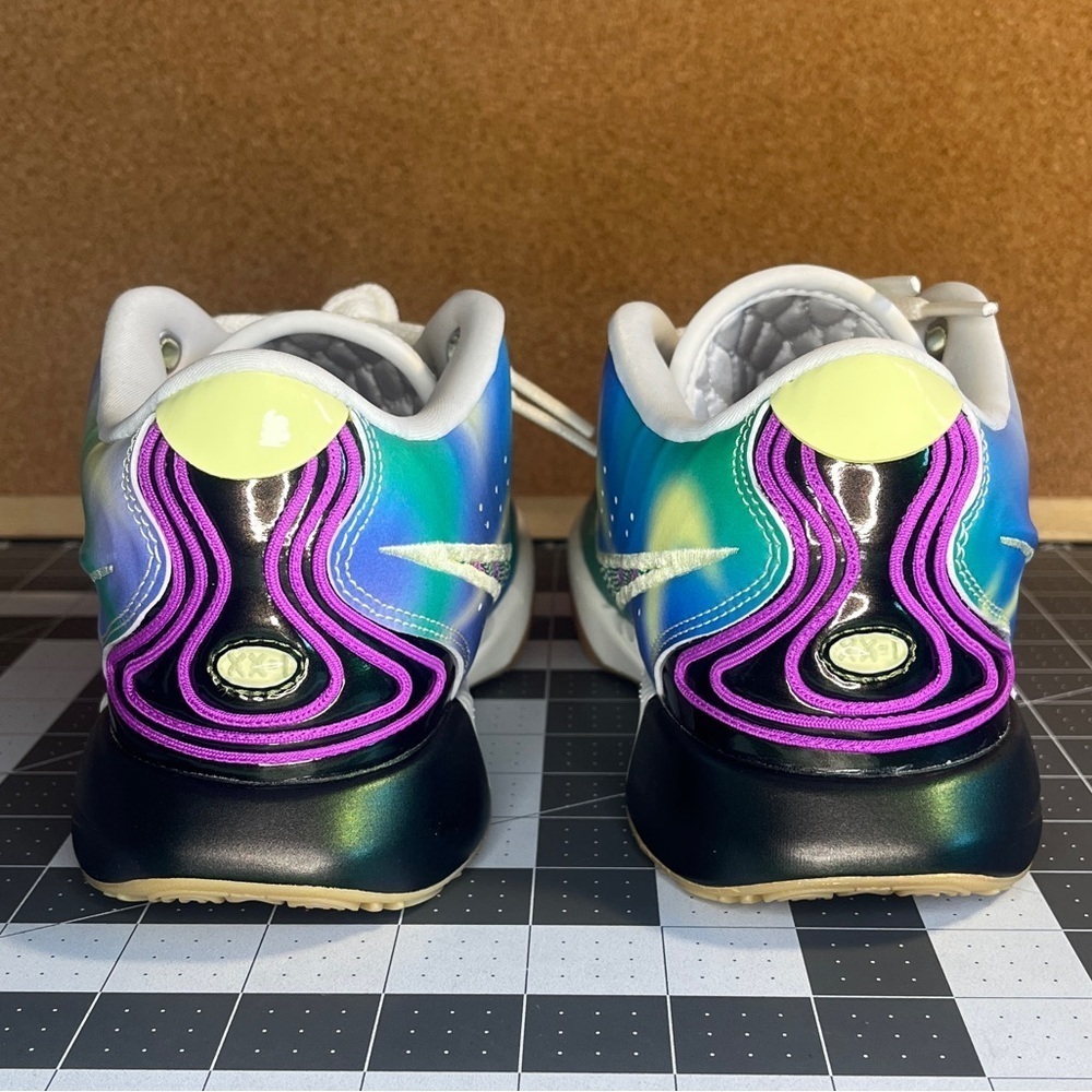 Nike
Lebron james 21
‘Movie night’
NWOT - Picture 3 of 14